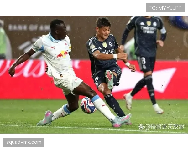 皇马新赛季阵容全面升级,明星球员状态回暖引球迷热切期待 皇马新赛季阵容全面升级,明星球员状态回暖引球迷热切期待